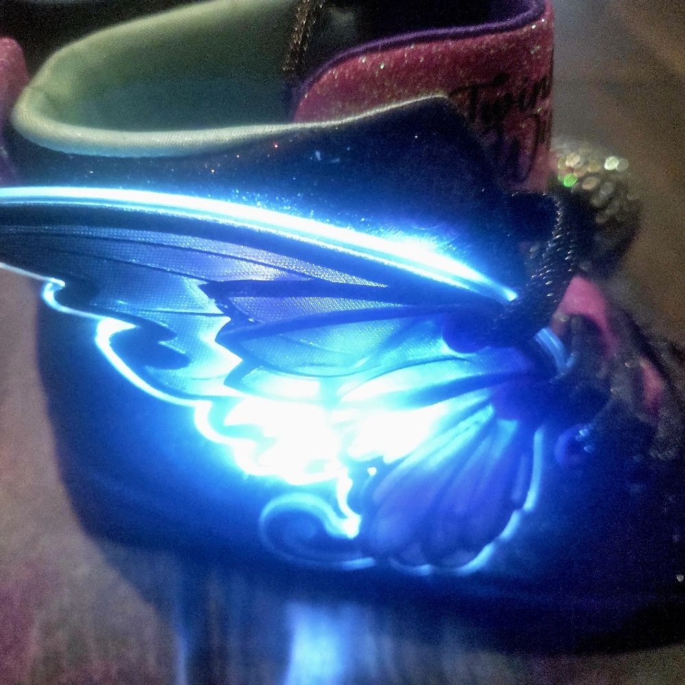 Skechers Girl's Sneakers with Glowing Blue and Pink Accents, New, Never Worn